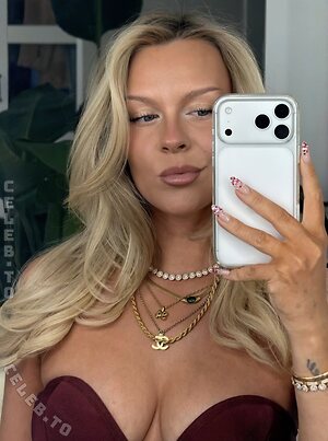 Dagi Bee Nude Leaked Photo #58