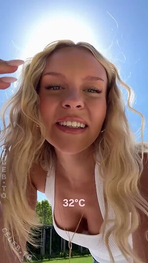 Dagi Bee Nude Leaked Photo #65