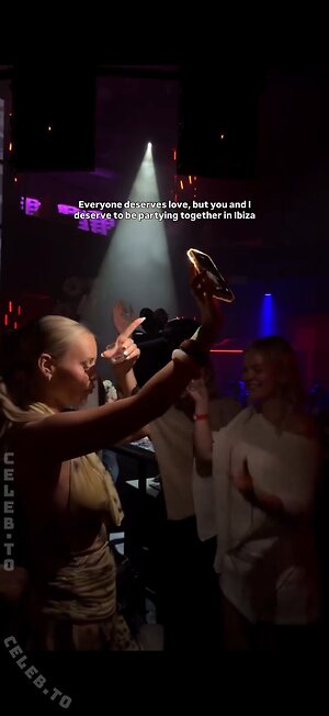 Dagi Bee Nude Leaked Photo #126
