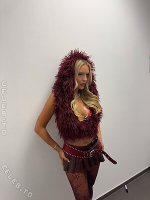 Dagi Bee Nude Leaked Photo #147