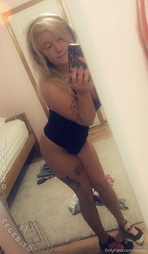 Daisea Nude Leaked Photo #16