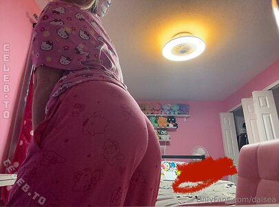 Daisea Nude Leaked Photo #50