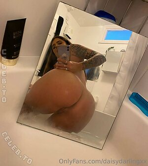 Daisydarlingx Nude Leaked Photo #111