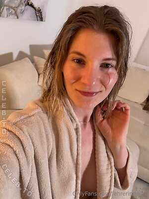 Daisyxlicious Nude Leaked Photo #41