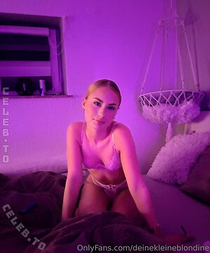 deinekleineblondine