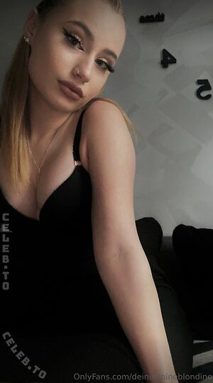 deinekleineblondine Nude Leaked Photo #10