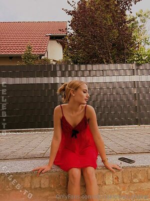 deinekleineblondine Nude Leaked Photo #44