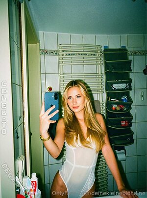 deinekleineblondine Nude Leaked Photo #83