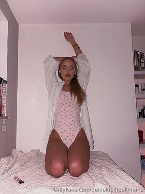 deinekleineblondine Nude Leaked Photo #149