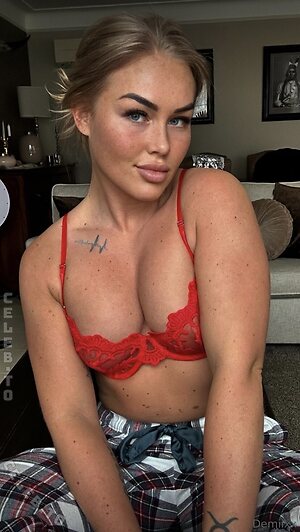 Demiixx Nude Leaked Photo #10