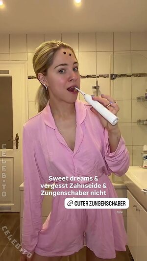 Diana zur Löwen Nude Leaked Photo #24