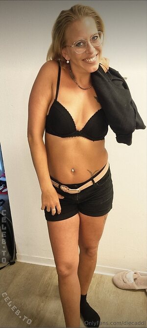 DieCaddl Nude Leaked Photo #72