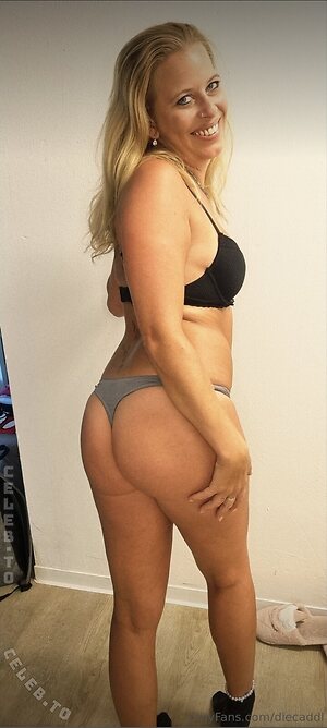 DieCaddl Nude Leaked Photo #73
