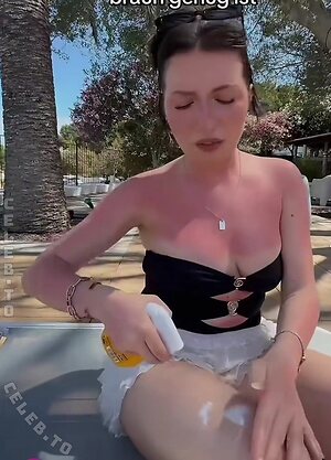 DieseJennii Nude Leaked Photo #10