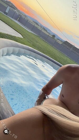 Dirtyblondi69 photo