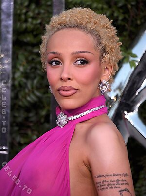Doja Cat Nude Leaked Photo #46