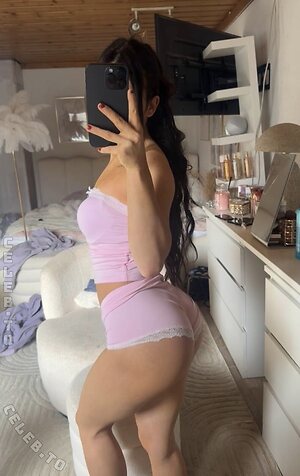 Doreen Gnadi Nude Leaked Photo #40