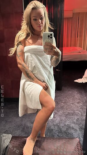 Doreen Steinert Nude Leaked Photo #29