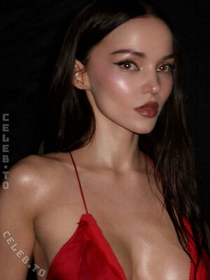 Dove Cameron Nude Photos