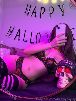 Dreamyhayley Nude Leaked Photo #25