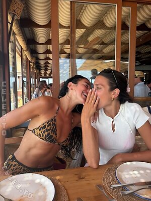 Dua Lipa Nude Leaked Photo #393