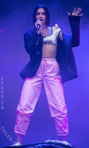 Dua Lipa photo