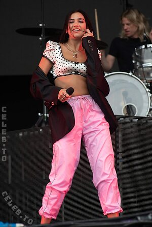 Dua Lipa Nude Leaked Photo #465