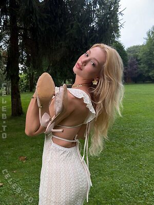 Duygu German Nude Leaked Photo #4