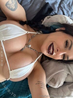 effycutie Nude Leaked Photo #107