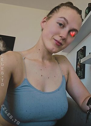 einfachnurchristiinaa Nude Leaked Photo #27