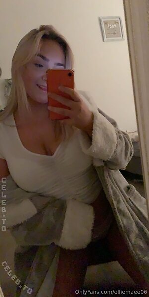 elliemae_vip Nude Leaked Photo #260