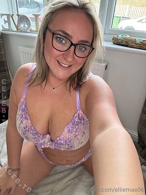 elliemae_vip Nude Leaked Photo #476
