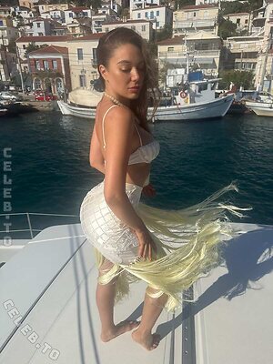Elvana gjata Nude Leaked Photo #77