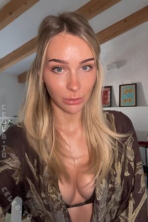 Ema Louise Nude Leaked Photo #19