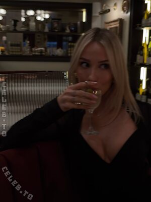 Ema Louise Nude Leaked Photo #104