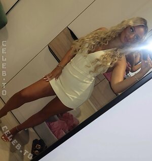 ema.mic Nude Leaked Photo #3