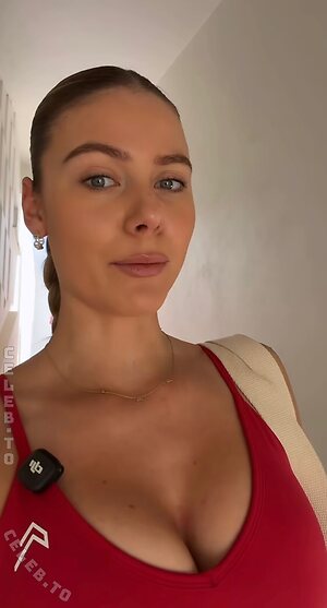 Emilia BTE Nude Leaked Photo #165