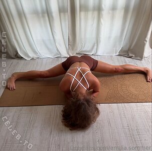 Emilia Nude Leaked Photo #5