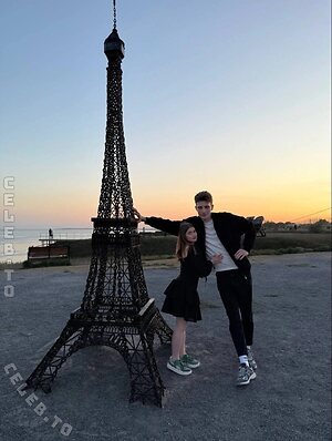 EmiliaCouple