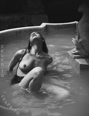 Emilie Payet Nude Leaked Photo #101
