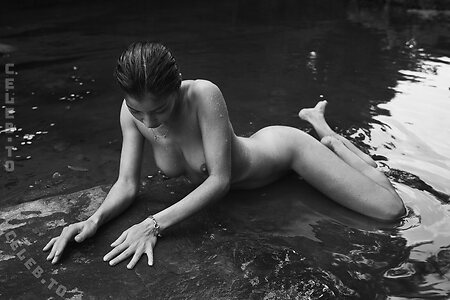 Emilie Payet Nude Leaked Photo #251