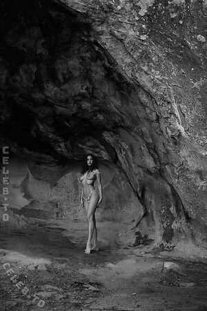 Emilie Payet Nude Leaked Photo #293