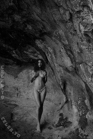 Emilie Payet Nude Leaked Photo #299