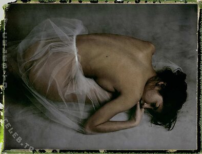 Emilie Payet Nude Leaked Photo #322