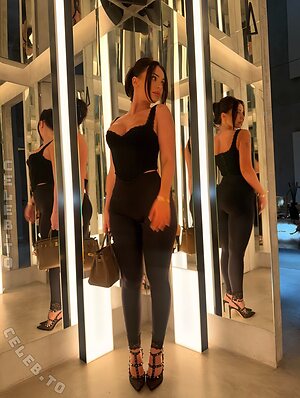 Emiliia.ar Nude Leaked Photo #23