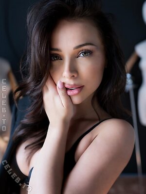 Emiliia.ar Nude Leaked Photo #112