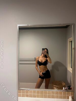 Emily Feld Nude Leaked Photo #209