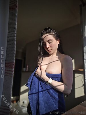 Emily Hill Nude Leaked Photo #6
