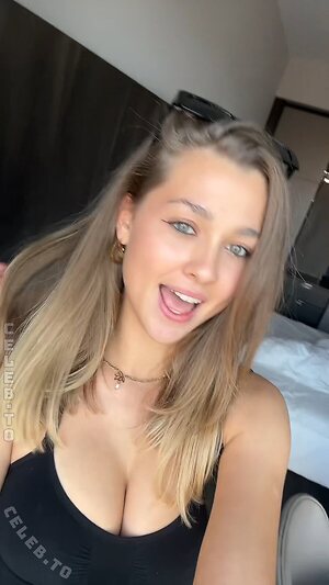 Emily Maurer Nude Leaked Photo #109