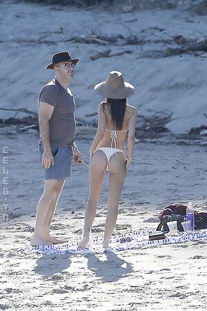 Emily Ratajkowski Nude Leaked Photo #234